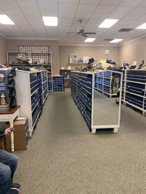 Get directions, reviews and information for <strong>SAS Shoes</strong> in <strong>Burbank</strong>, CA. . Sas shoes burbank